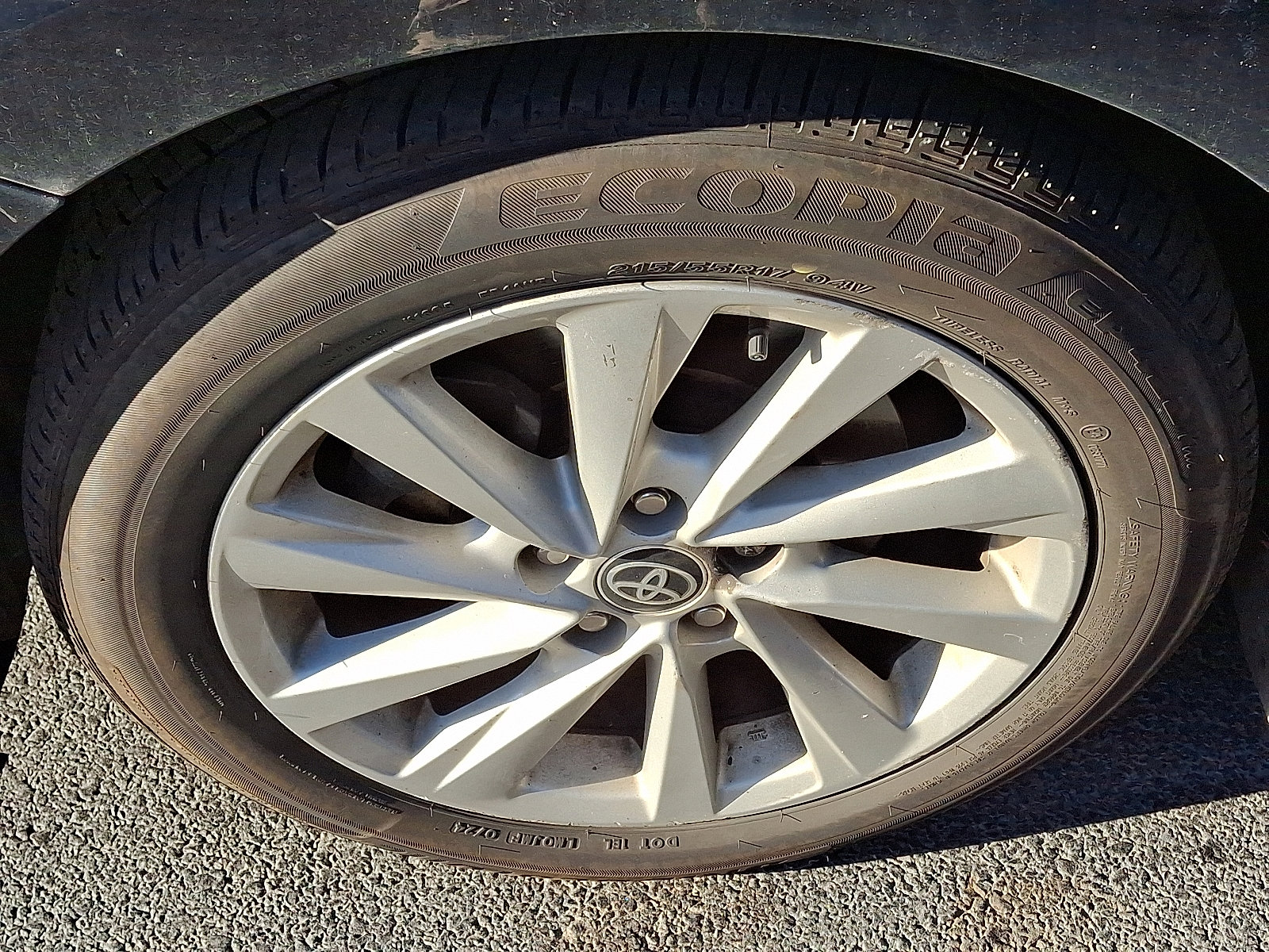 Certified 2022 Toyota Camry LE image 4