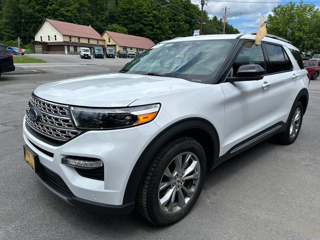 Certified 2021 Ford Explorer Limited w/ Equipment Group 301A AWD/4WD image 9