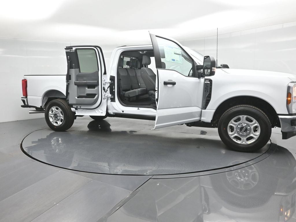 New 2026 Ford F350 XLT RWD image 29