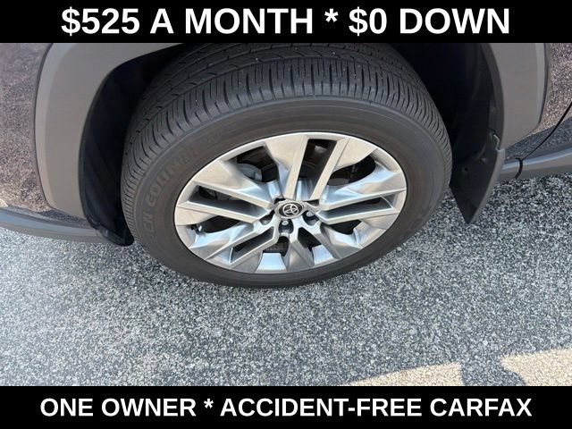 Used 2023 Toyota RAV4 XLE Premium AWD/4WD image 11