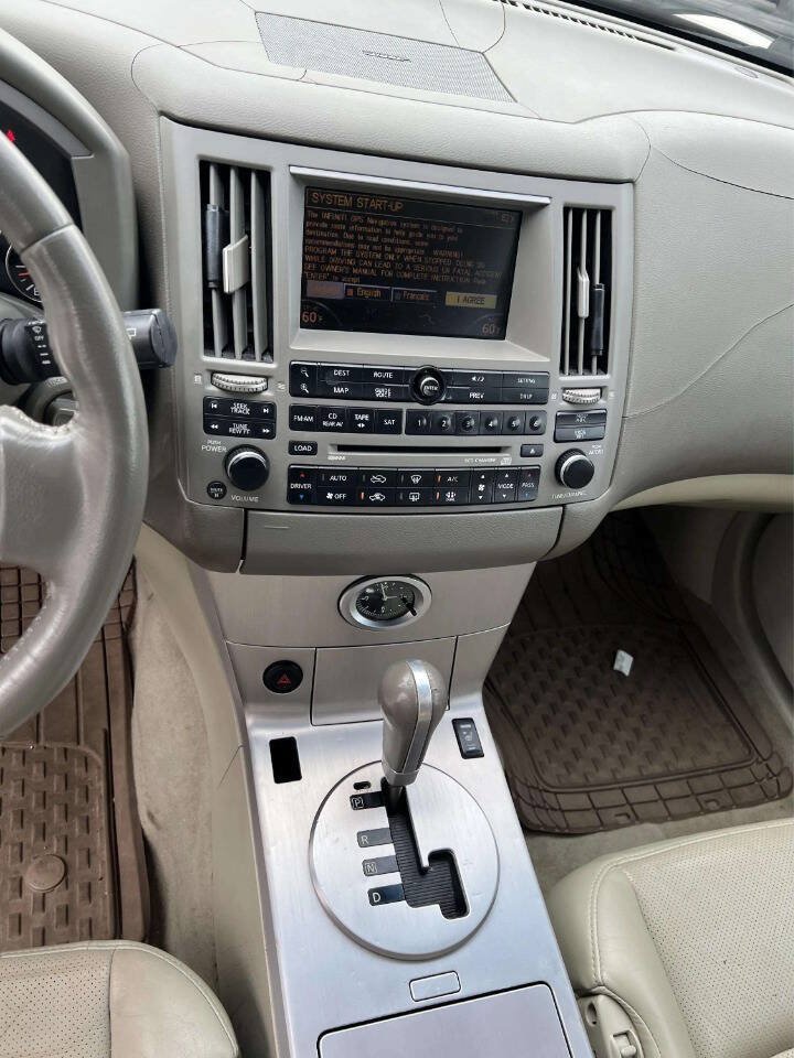 Used 2003 INFINITI FX45 AWD w/ Technology Pkg image 18