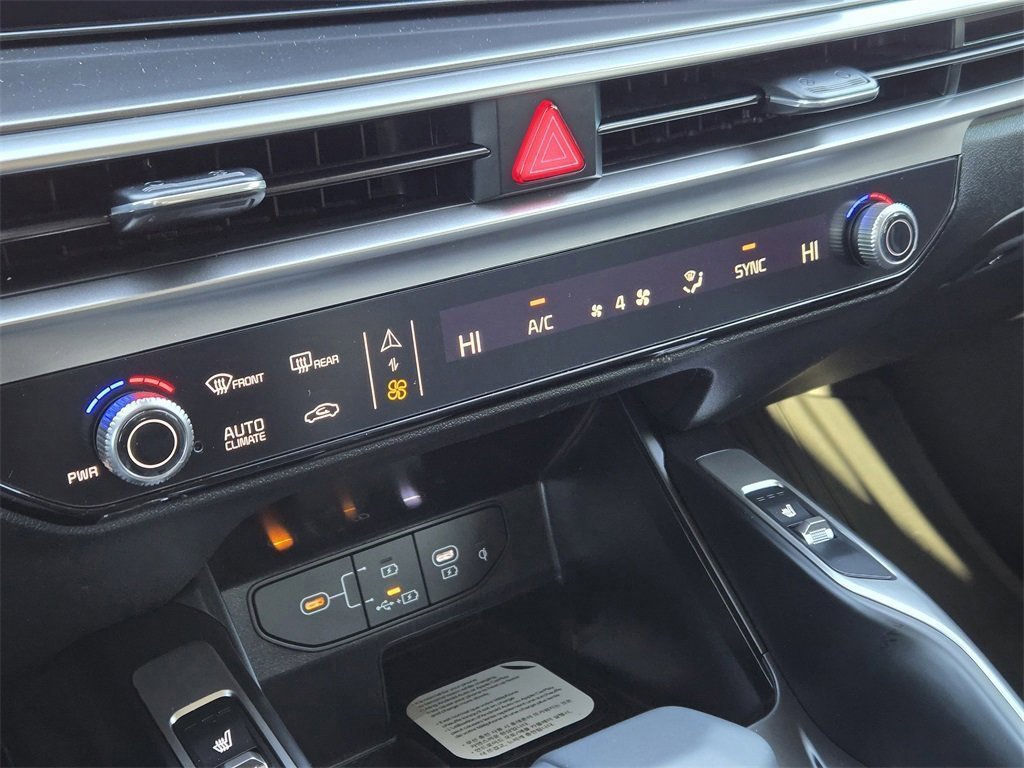 New 2026 Kia Sorento S w/ S Panoramic Sunroof Package image 22