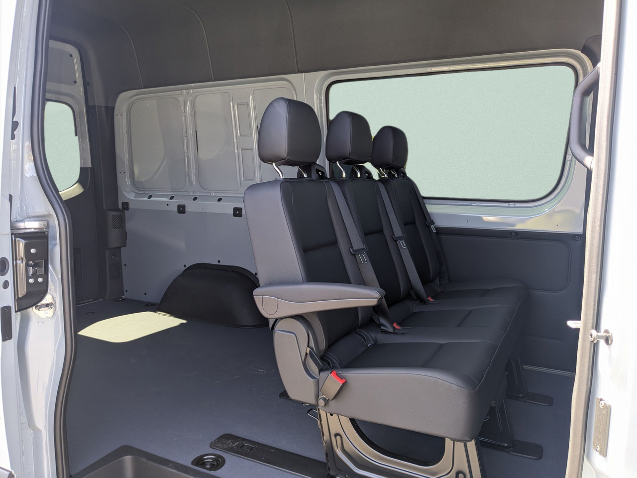 New 2026 Mercedes-Benz Sprinter 2500 image 8