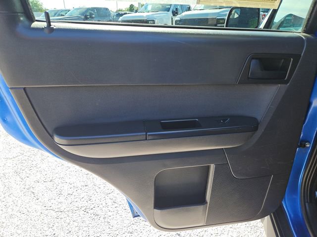 Used 2011 Ford Escape XLT w/ 202A Rapid Spec Order Code AWD/4WD image 16