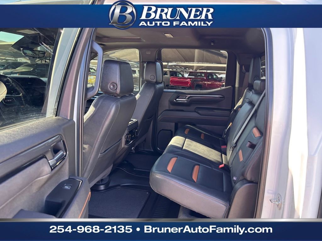 Used 2025 GMC Sierra 1500 AT4 w/ AT4 Premium Package image 14