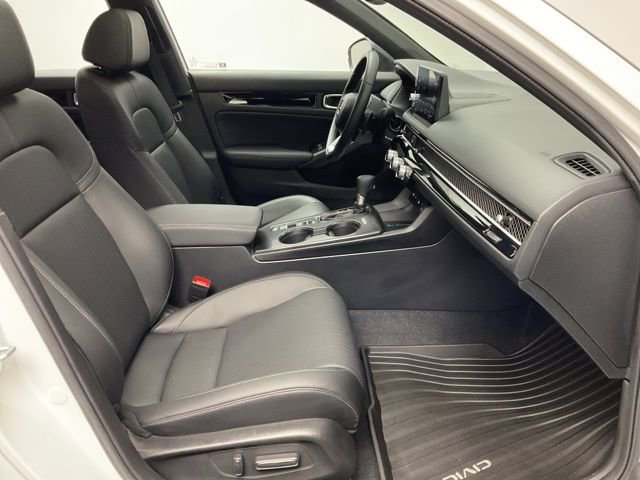Used 2025 Honda Civic Sport image 26