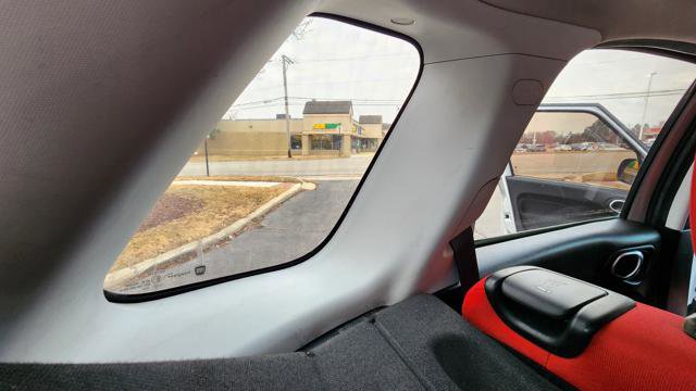 Used 2014 FIAT 500L Pop FWD image 22