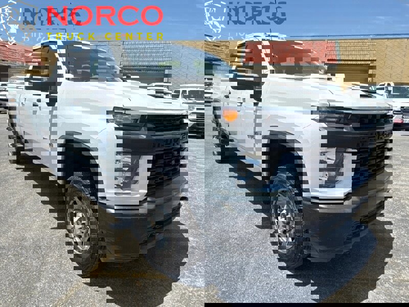 Used 2020 Chevrolet Silverado 2500 W/T w/ WT Fleet Convenience Package image 2