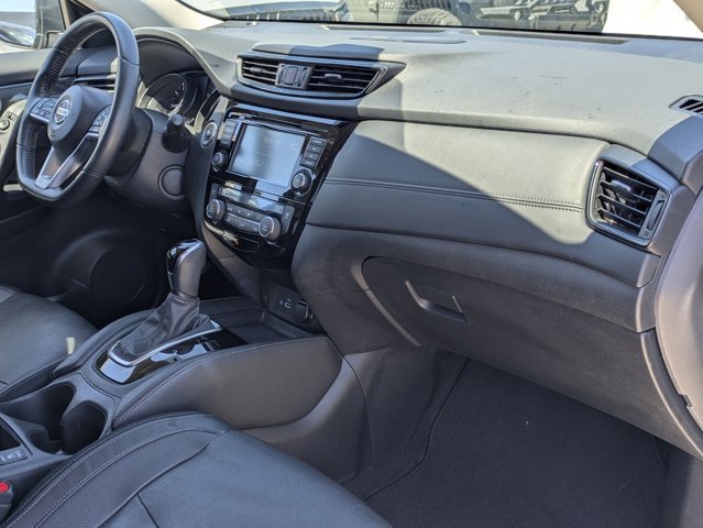 Used 2018 Nissan Rogue SL w/ Premium Package FWD image 21
