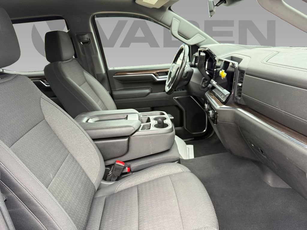 Used 2022 Chevrolet Silverado 1500 LT image 8