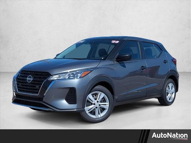Used 2025 Nissan Kicks Play S image 1