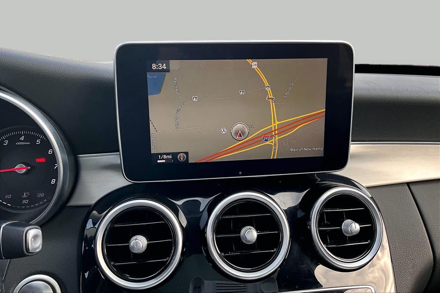 Used 2016 Mercedes-Benz C 300 4MATIC Sedan image 7