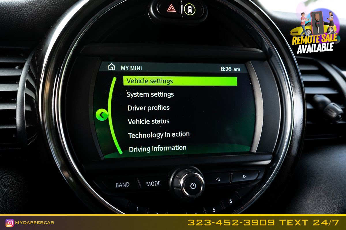 Used 2021 MINI Cooper 2-Door Hardtop w/ 6.5" Touchscreen Package FWD image 31