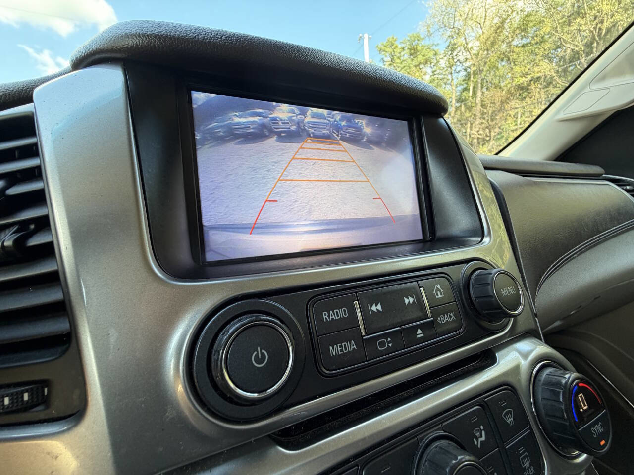 Used 2016 Chevrolet Suburban LT image 37
