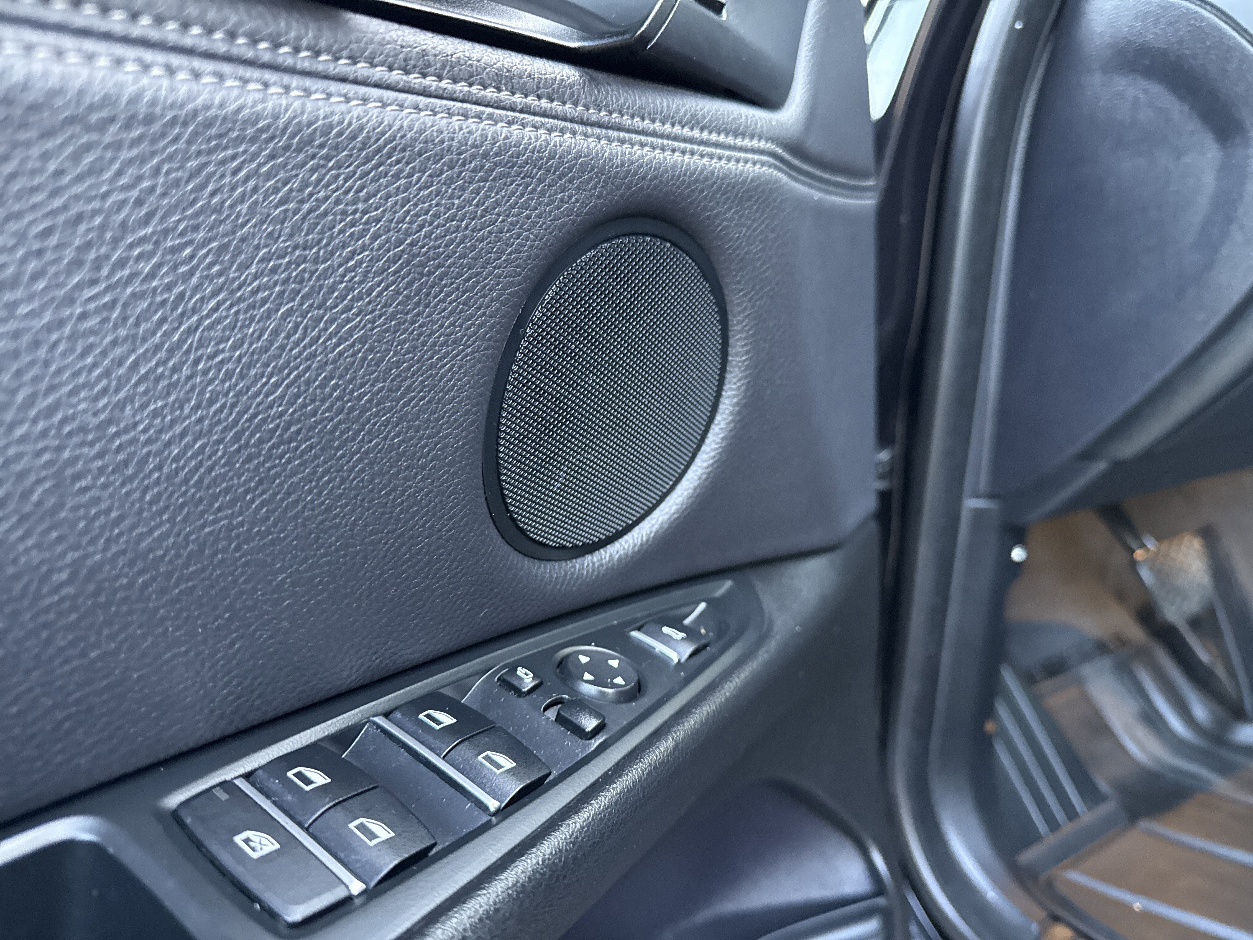 Used 2018 BMW X5 xDrive40e image 29