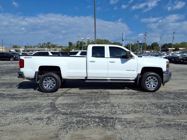 Used 2017 Chevrolet Silverado 2500 LT w/ LT Convenience Package AWD/4WD image 3