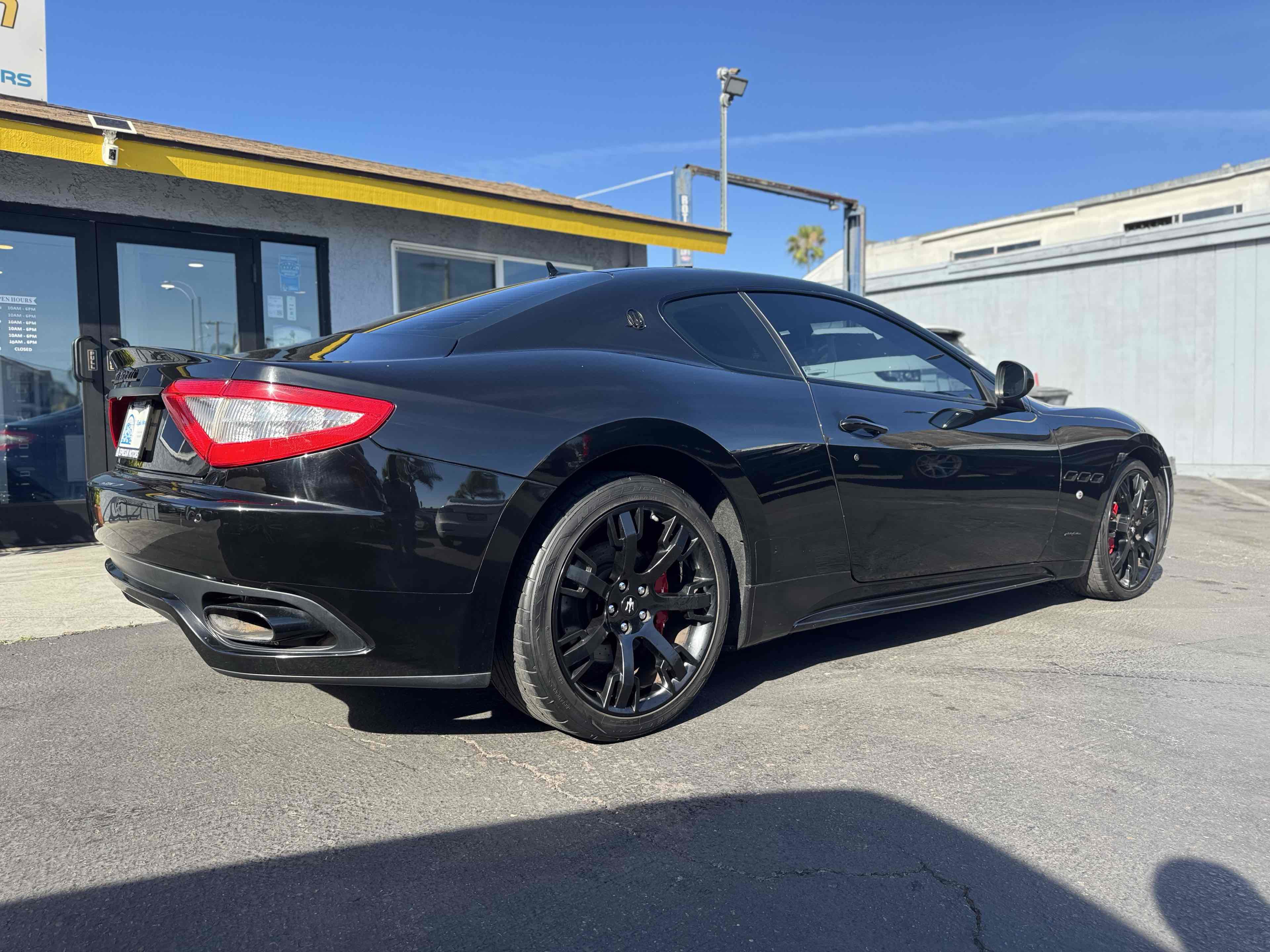 Used 2012 Maserati GranTurismo S image 5