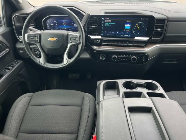 Used 2024 Chevrolet Silverado 1500 LT image 17