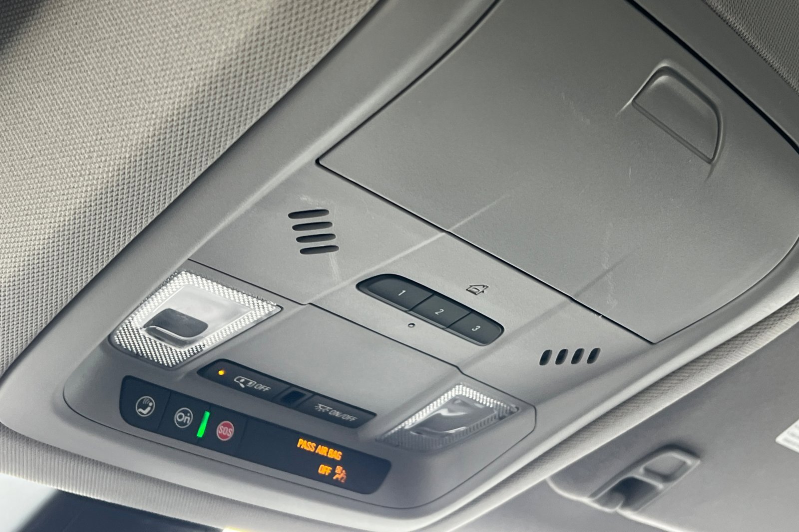 Used 2023 GMC Acadia AT4 w/ Technology Package image 24