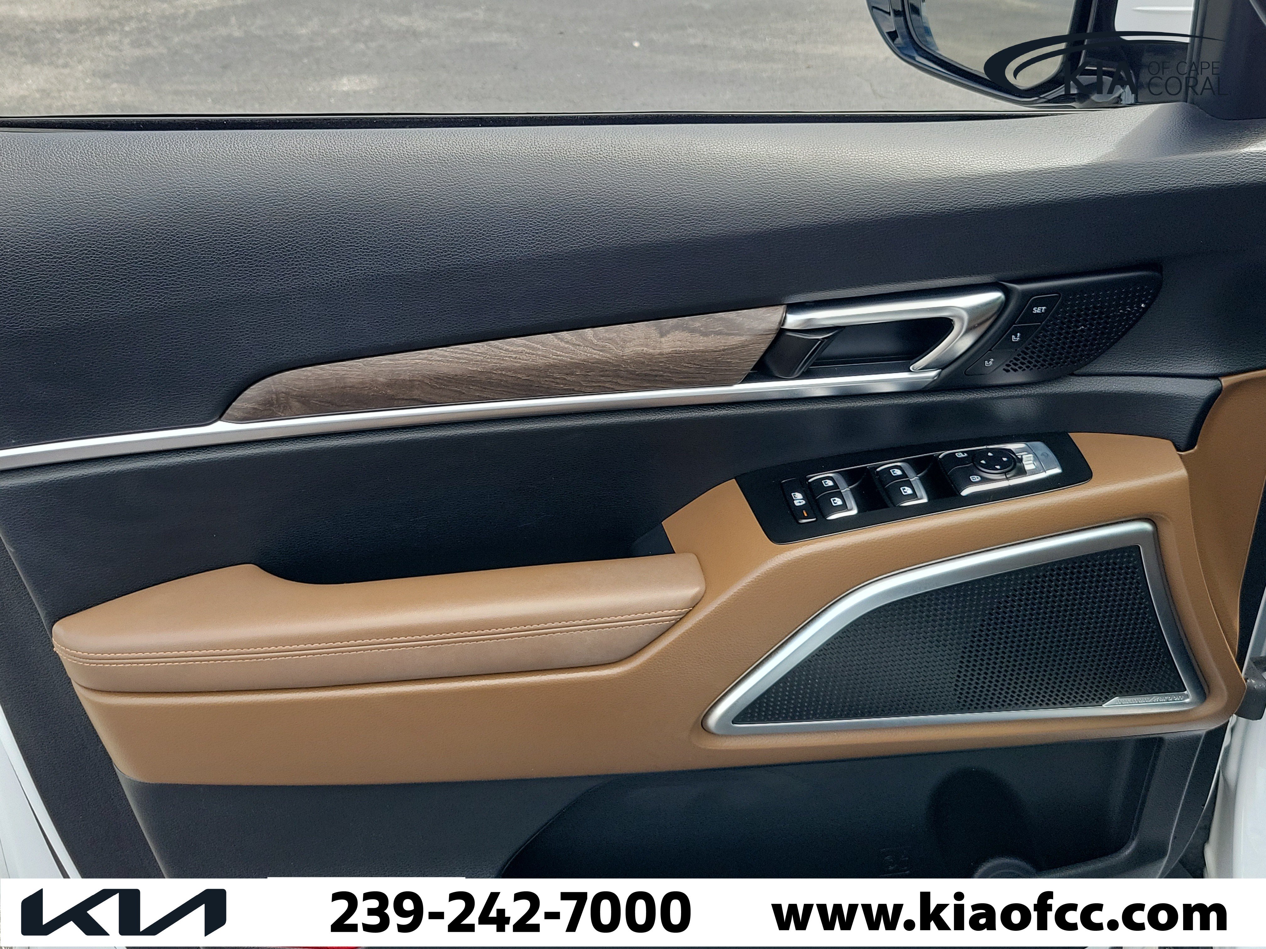 Used 2021 Kia Telluride SX w/ SX Prestige Package AWD/4WD image 25