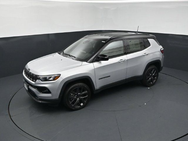 New 2026 Jeep Compass Limited AWD/4WD image 18