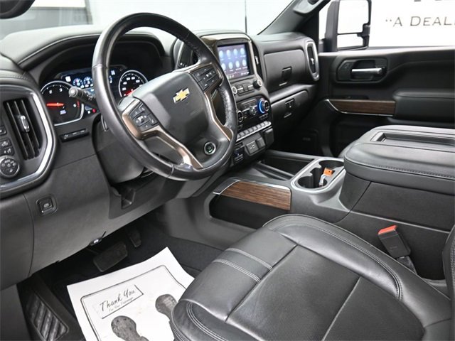 Used 2022 Chevrolet Silverado 3500 High Country w/ Z71 Off-Road Package image 12