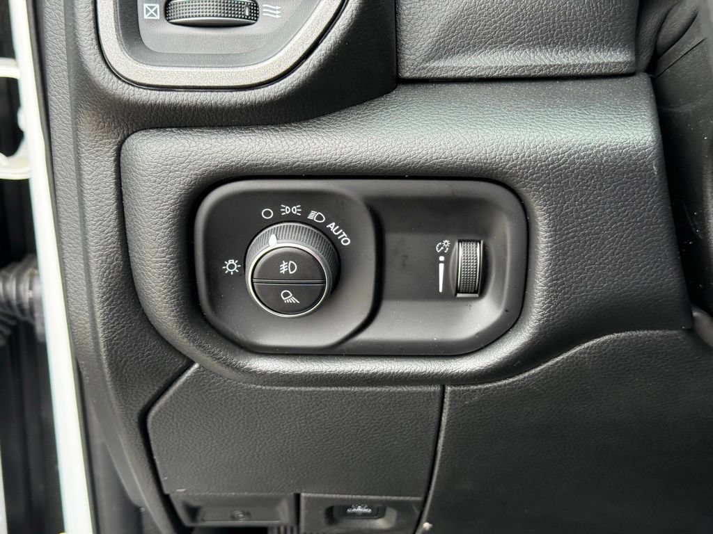 New 2026 RAM 2500 Tradesman AWD/4WD image 18