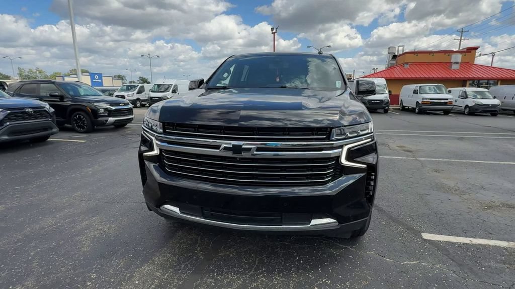 Used 2021 Chevrolet Tahoe LT w/ LT Signature Package AWD/4WD image 3