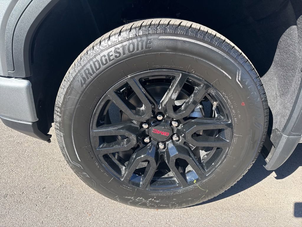 New 2026 GMC Sierra 1500 Elevation image 32