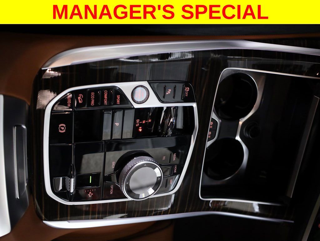 Used 2026 BMW X7 M60i image 33