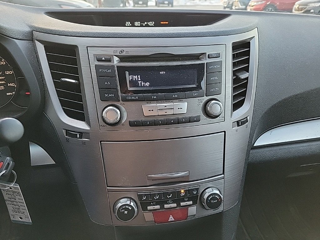 Used 2013 Subaru Outback 2.5i Premium image 11