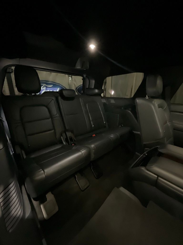Used 2023 Lincoln Navigator Reserve AWD/4WD image 14