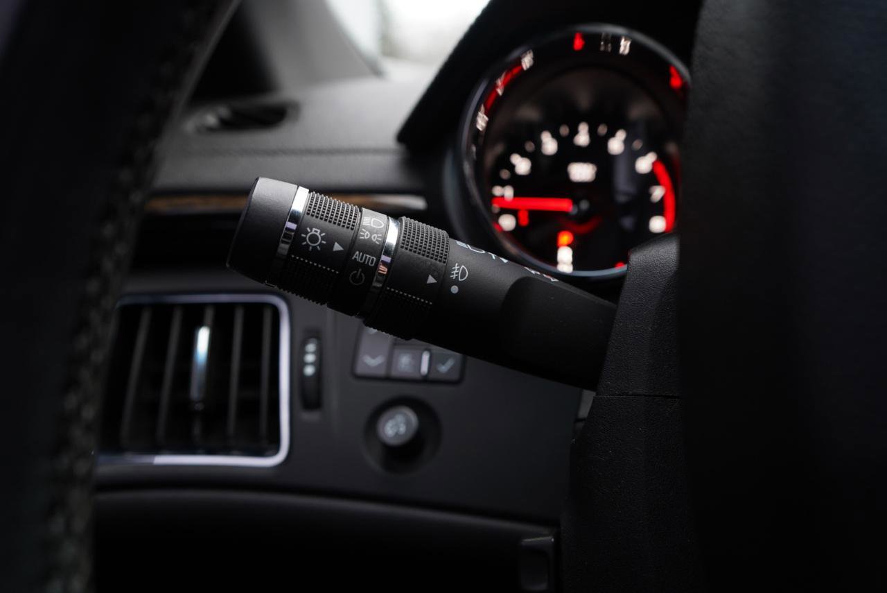 Used 2012 Cadillac CTS V w/ Wood Trim Package image 26