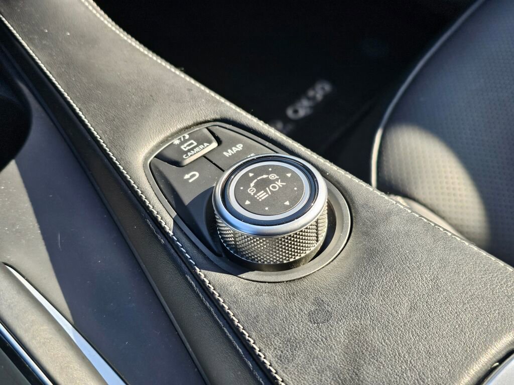 Used 2023 INFINITI QX50 Sport AWD/4WD image 34