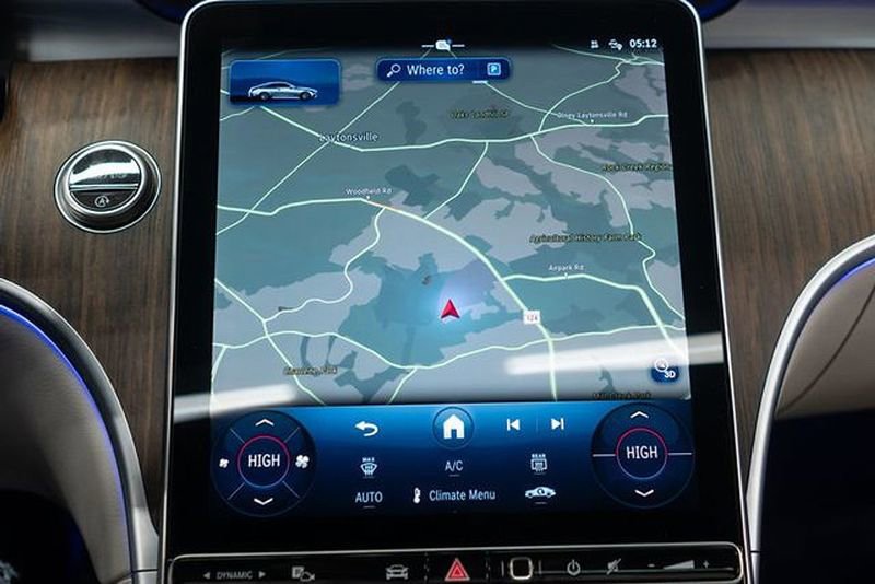 Used 2025 Mercedes-Benz CLE 300 4MATIC Coupe image 18