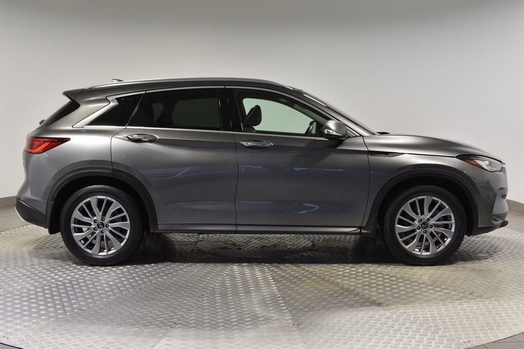 Certified 2025 INFINITI QX50 Luxe image 10