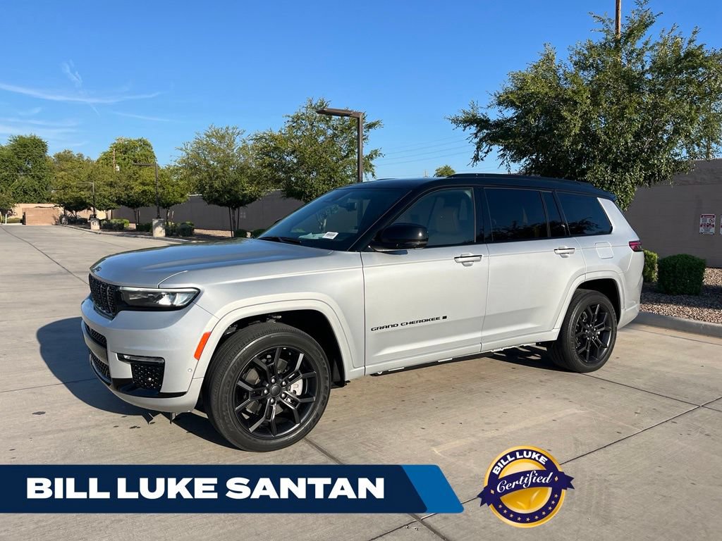 Used 2024 Jeep Grand Cherokee L Summit AWD/4WD image 1
