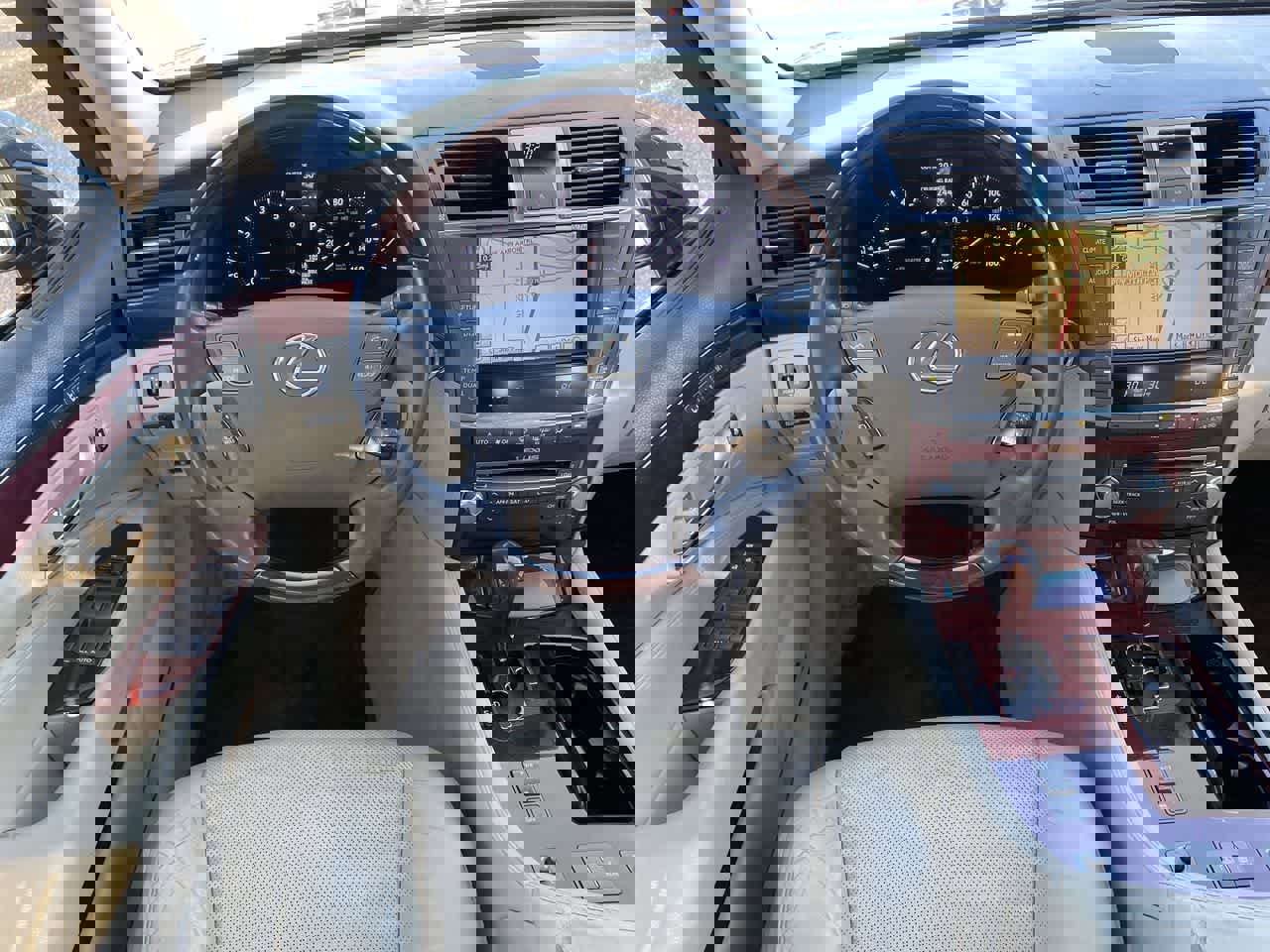 Used 2012 Lexus LS 460 image 11