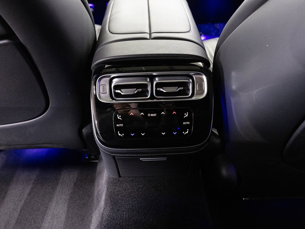 Used 2024 Mercedes-Benz S 63 AMG S image 32