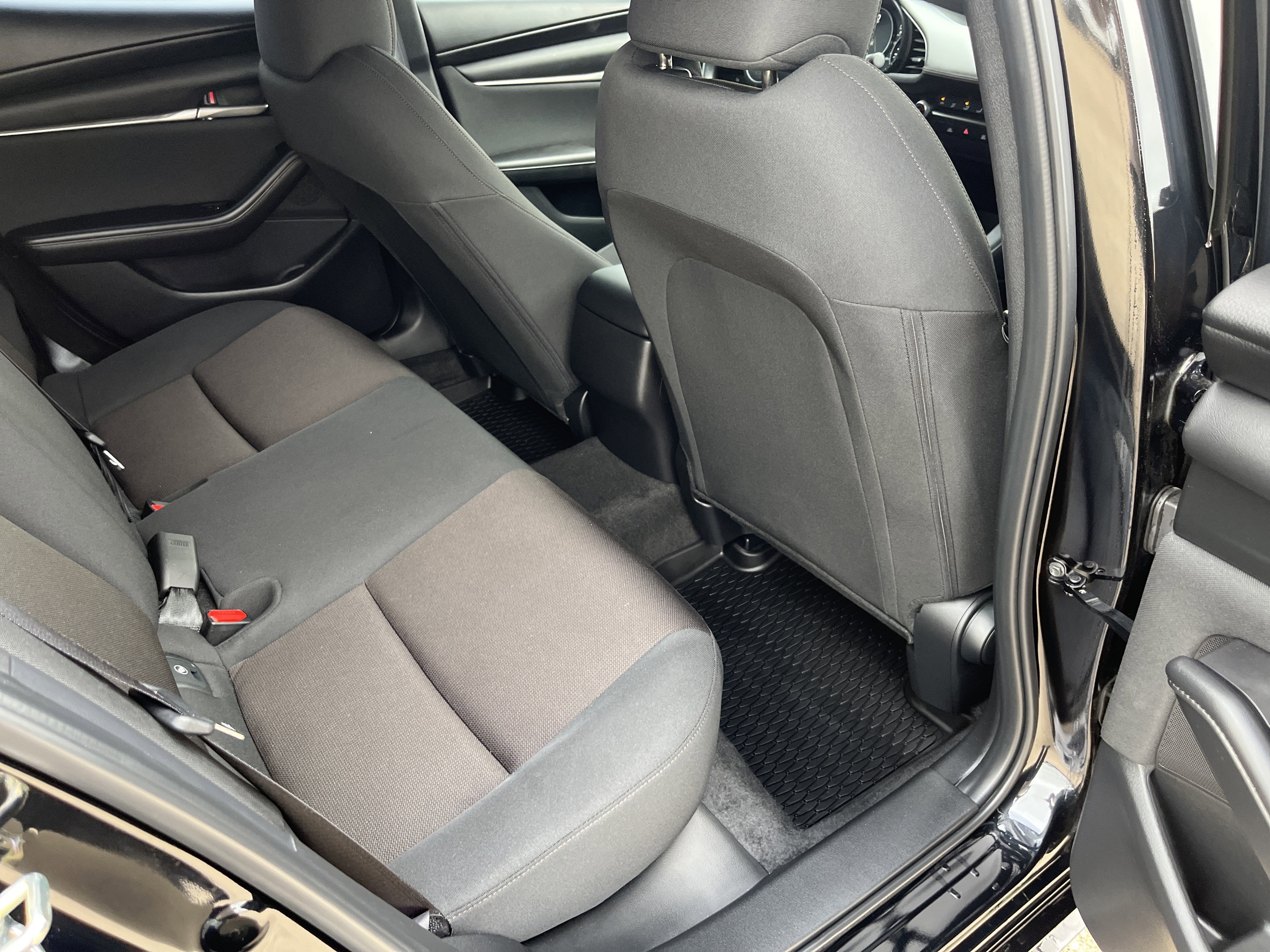 Used 2025 MAZDA MAZDA3 s image 13