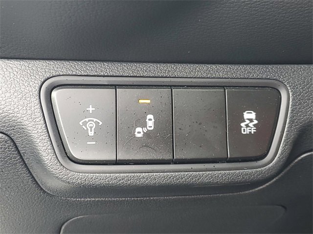 Certified 2023 Kia Forte LXS w/ LXS Technology Package image 17