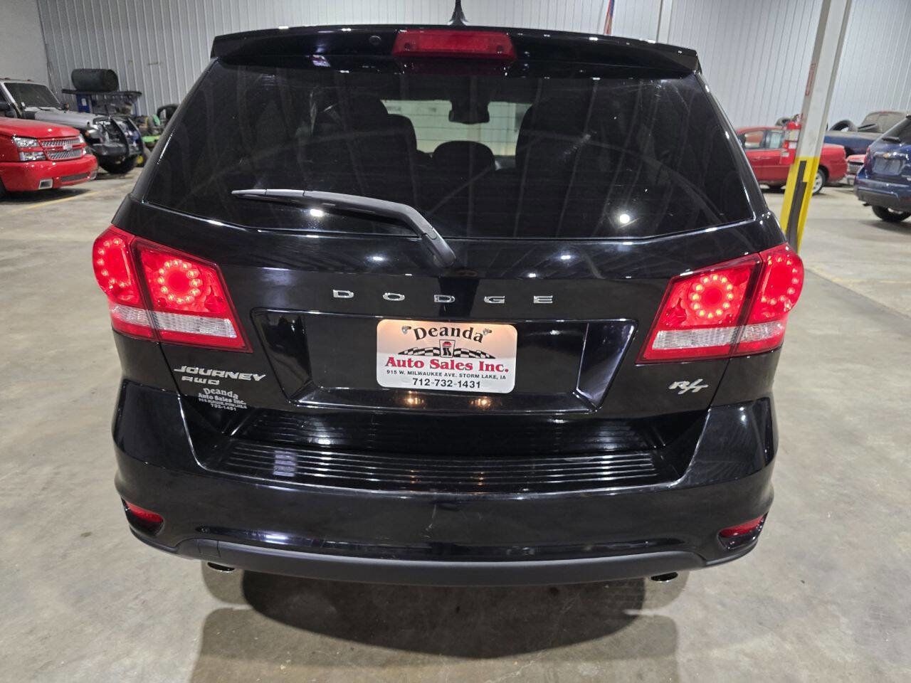 Used 2015 Dodge Journey R/T w/ Flexible Seating Group image 9