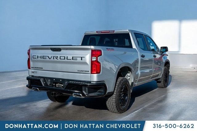 Used 2021 Chevrolet Silverado 1500 Custom Trail Boss w/ LPO, Dark Essentials Package image 31