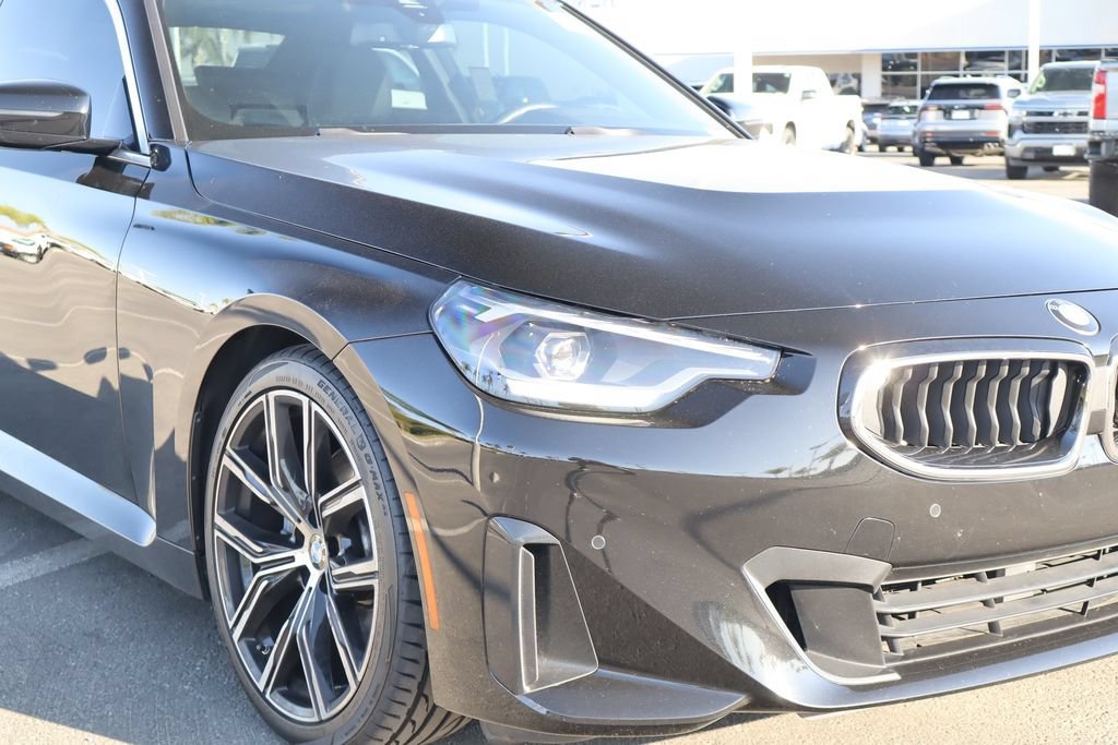 Used 2022 BMW 230i Coupe w/ Convenience Package RWD image 9