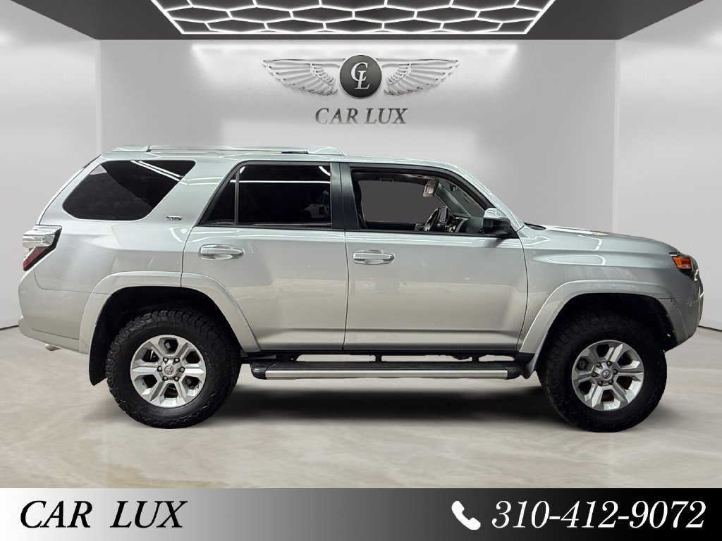 Used 2018 Toyota 4Runner SR5 w/ Convenience Package AWD/4WD image 6