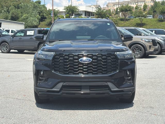 Used 2025 Ford Explorer ST-Line AWD/4WD image 2