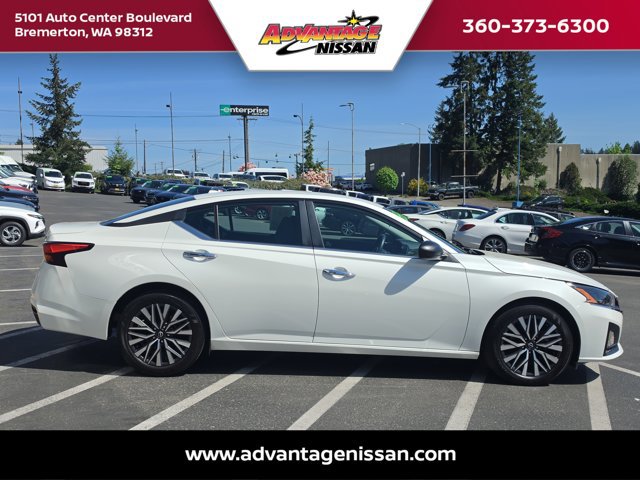 Used 2024 Nissan Altima 2.5 SV FWD image 6