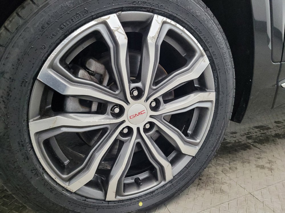Used 2019 GMC Terrain Denali w/ Advanced Safety Package AWD/4WD image 31