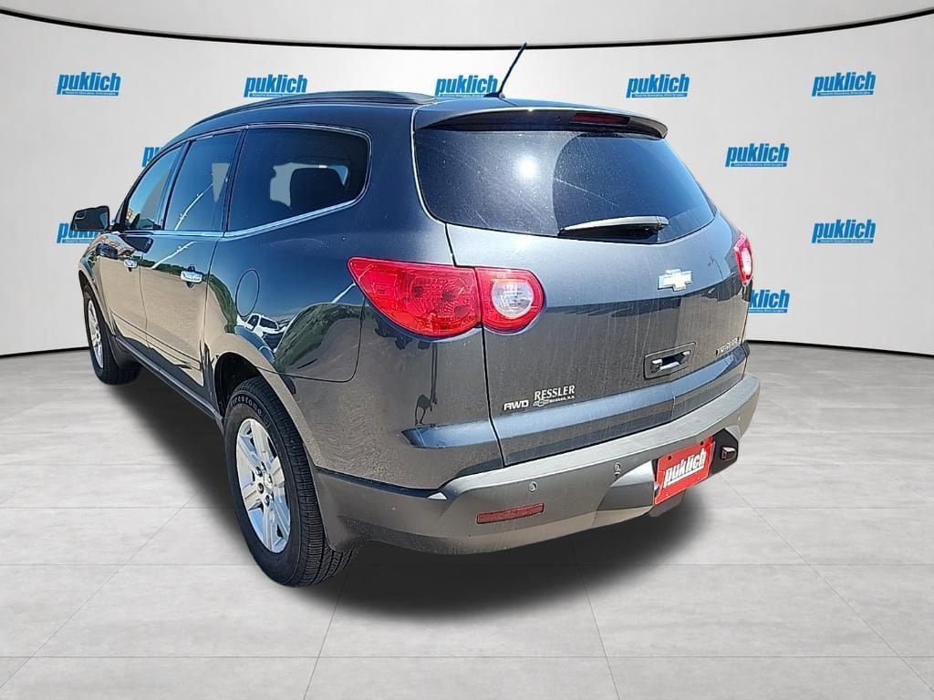 Used 2011 Chevrolet Traverse LT w/ Personal Connectivity Package AWD/4WD image 5