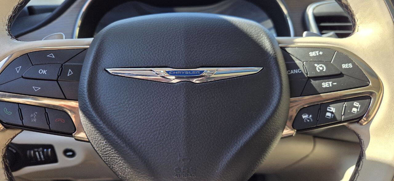 Used 2015 Chrysler 200 C w/ Navigation & Sound Group I image 20